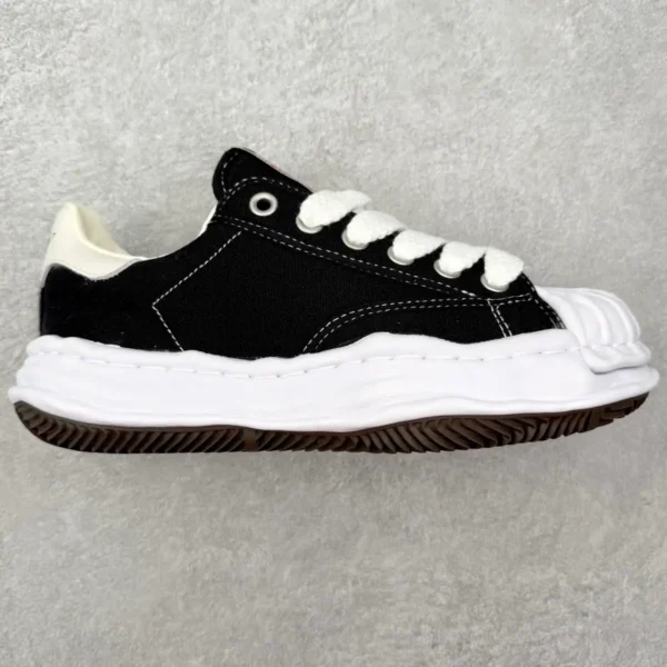 Maison Mihara Yasuhiro Blakey Sneakers