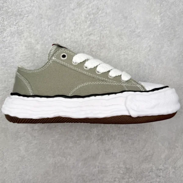 Maison Mihara Yasuhiro Wayne Sneakers