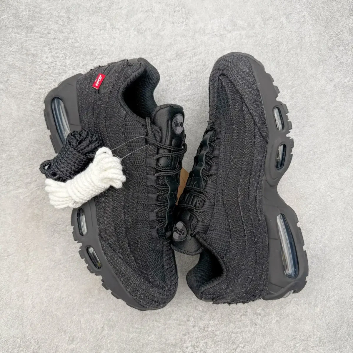 Levi's x Air Max 95 Sneakers - Image 10