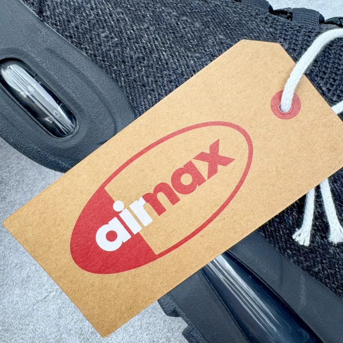 Levi's x Air Max 95 Sneakers - Image 11