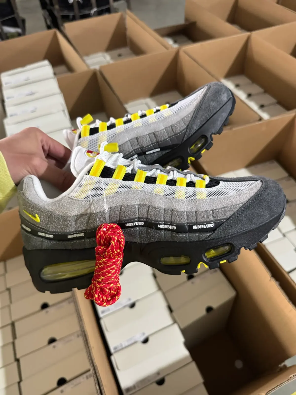 UNDEFEATED x Air Max 95 Sneakers - Image 4