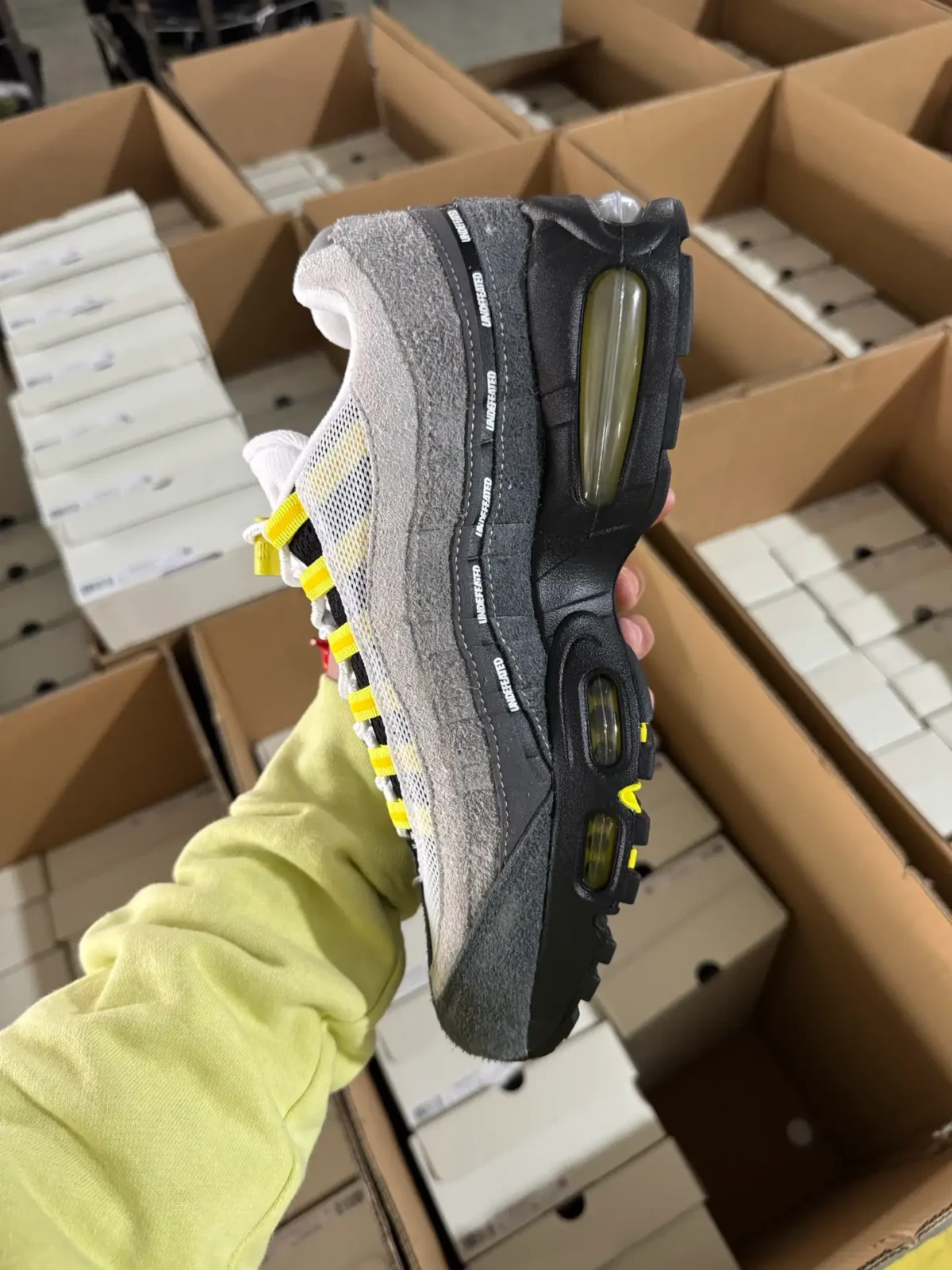 UNDEFEATED x Air Max 95 Sneakers - Image 9