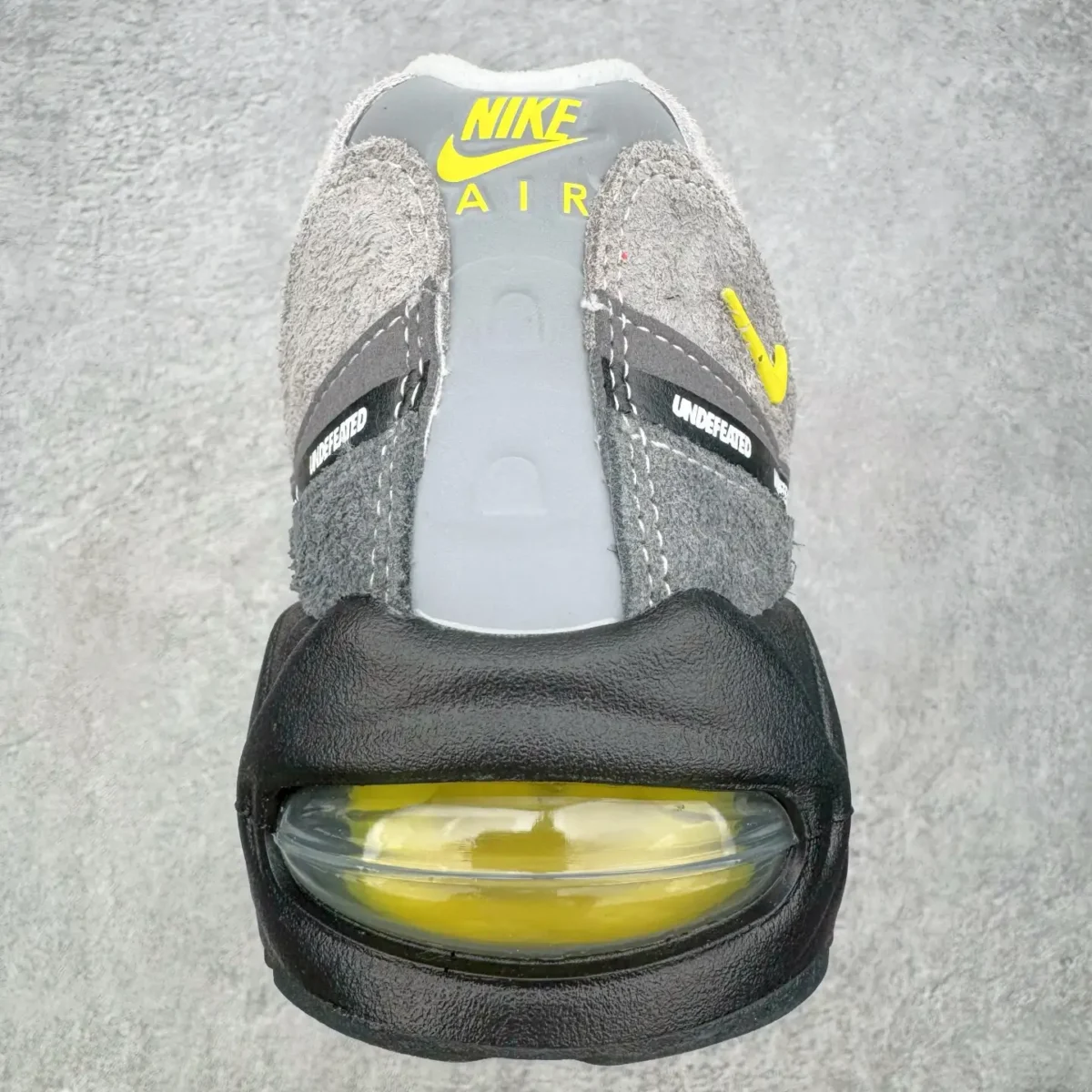 UNDEFEATED x Air Max 95 Sneakers - Image 2