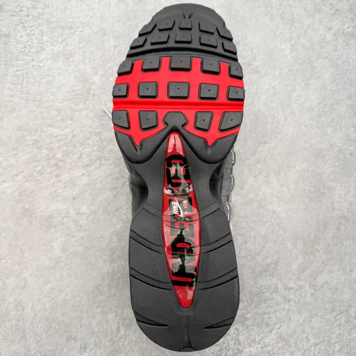 UNDEFEATED x Air Max 95 Sneakers - Image 5