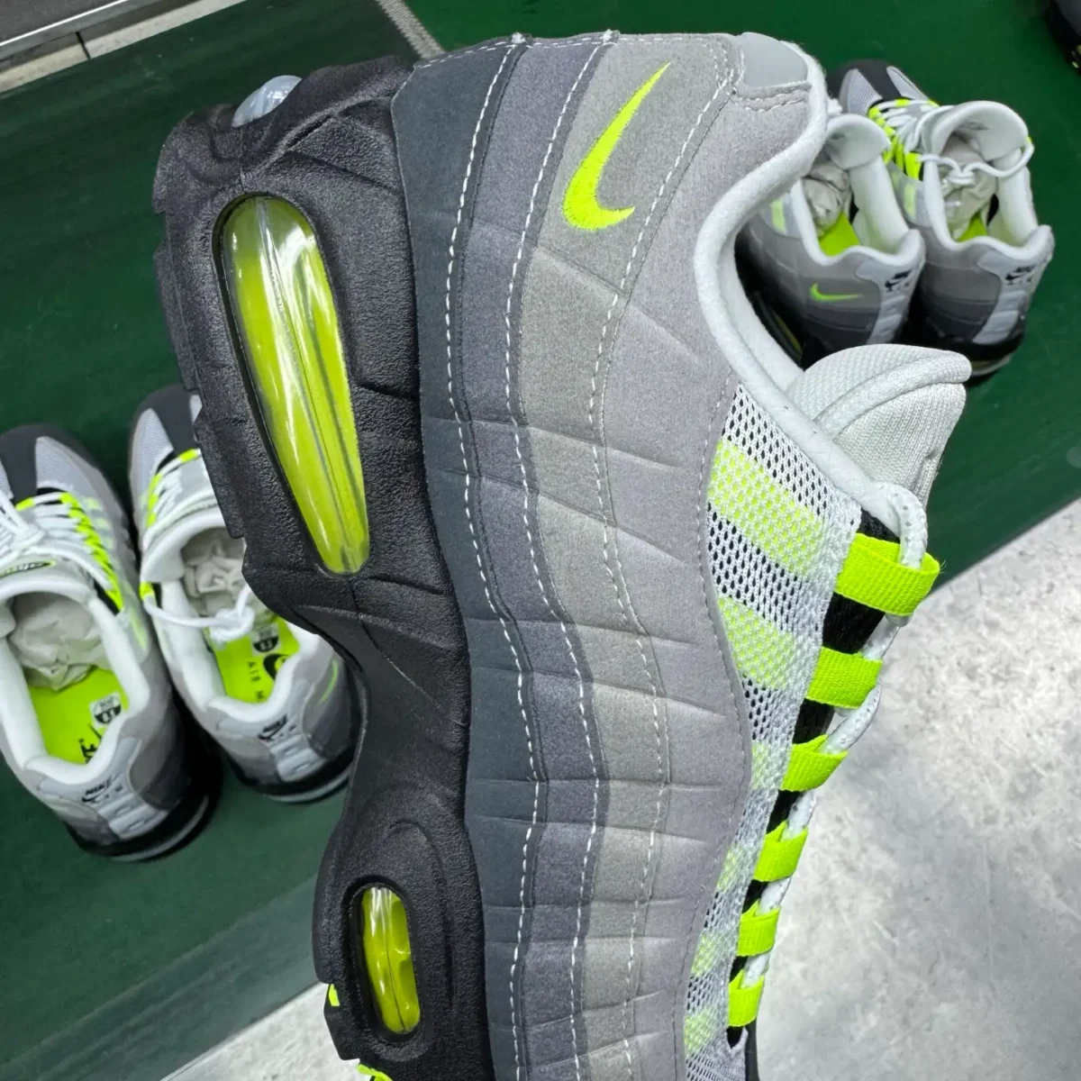 Air Max 95 OG Sneakers - Image 2