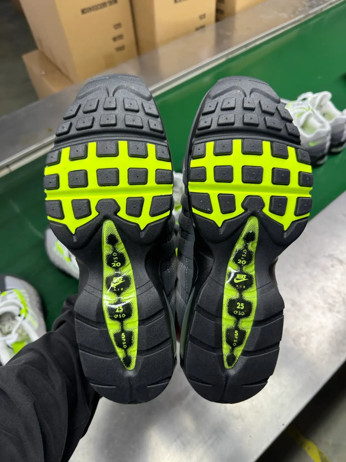 Air Max 95 OG Sneakers - Image 3