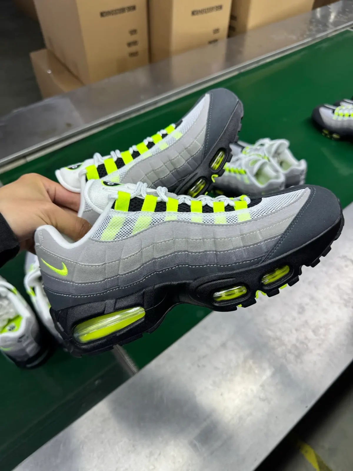 Air Max 95 OG Sneakers - Image 9