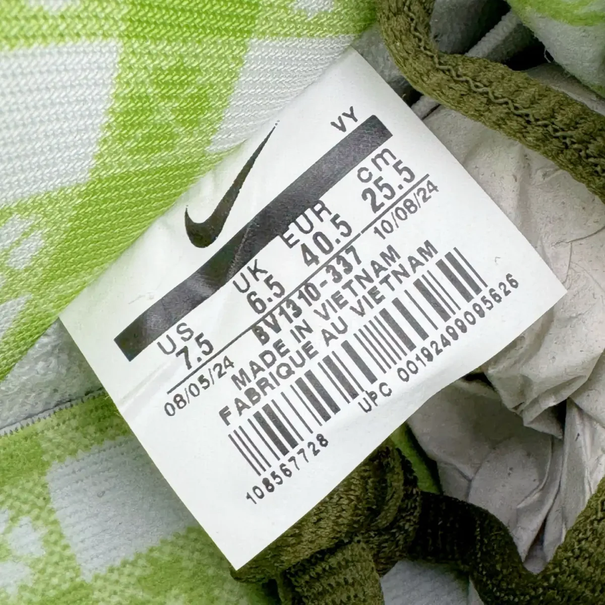 Concepts x Nike SB Dunk Low Green Lobster - Image 3