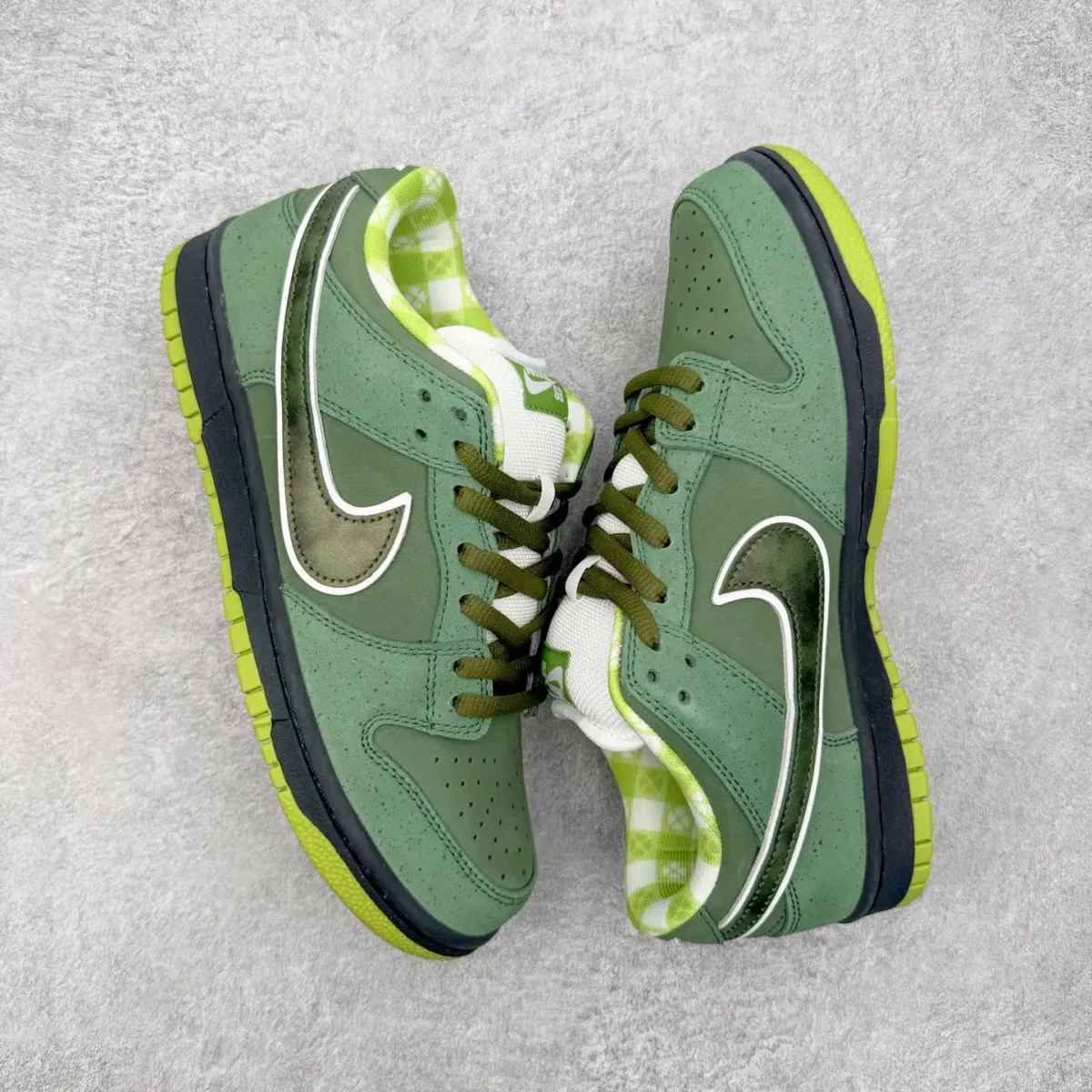 Concepts x Nike SB Dunk Low Green Lobster - Image 8