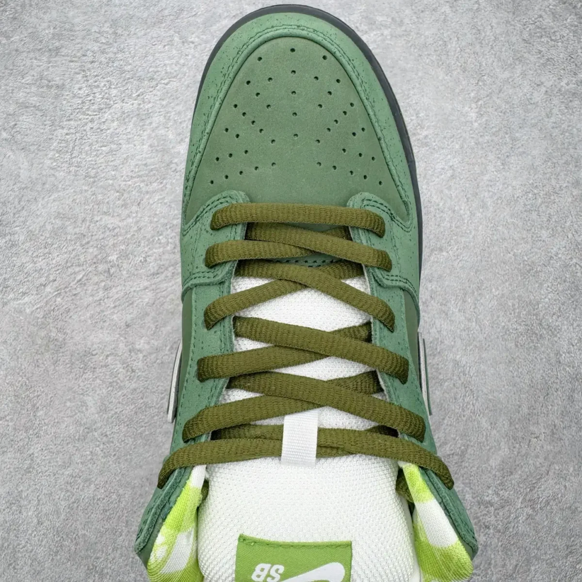Concepts x Nike SB Dunk Low Green Lobster - Image 11
