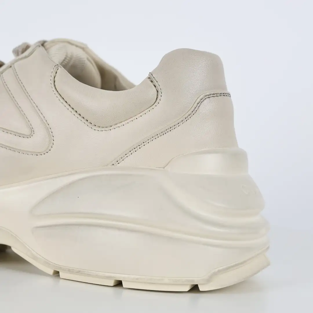Gucci Rhyton Solid Color Distressed Chunky Sneakers - Image 4
