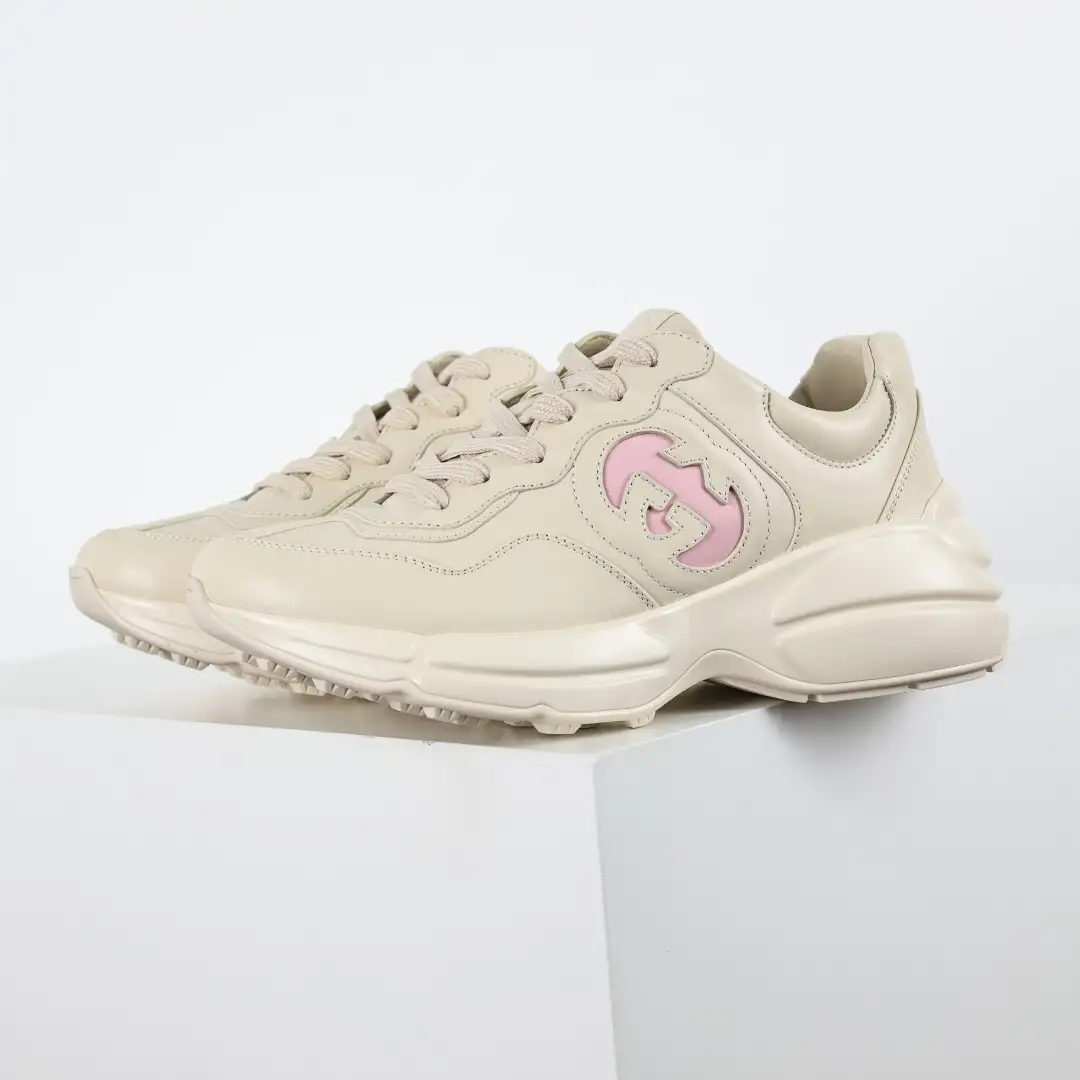 Gucci Rhyton Pink Bat Print Chunky Sneakers - Image 3