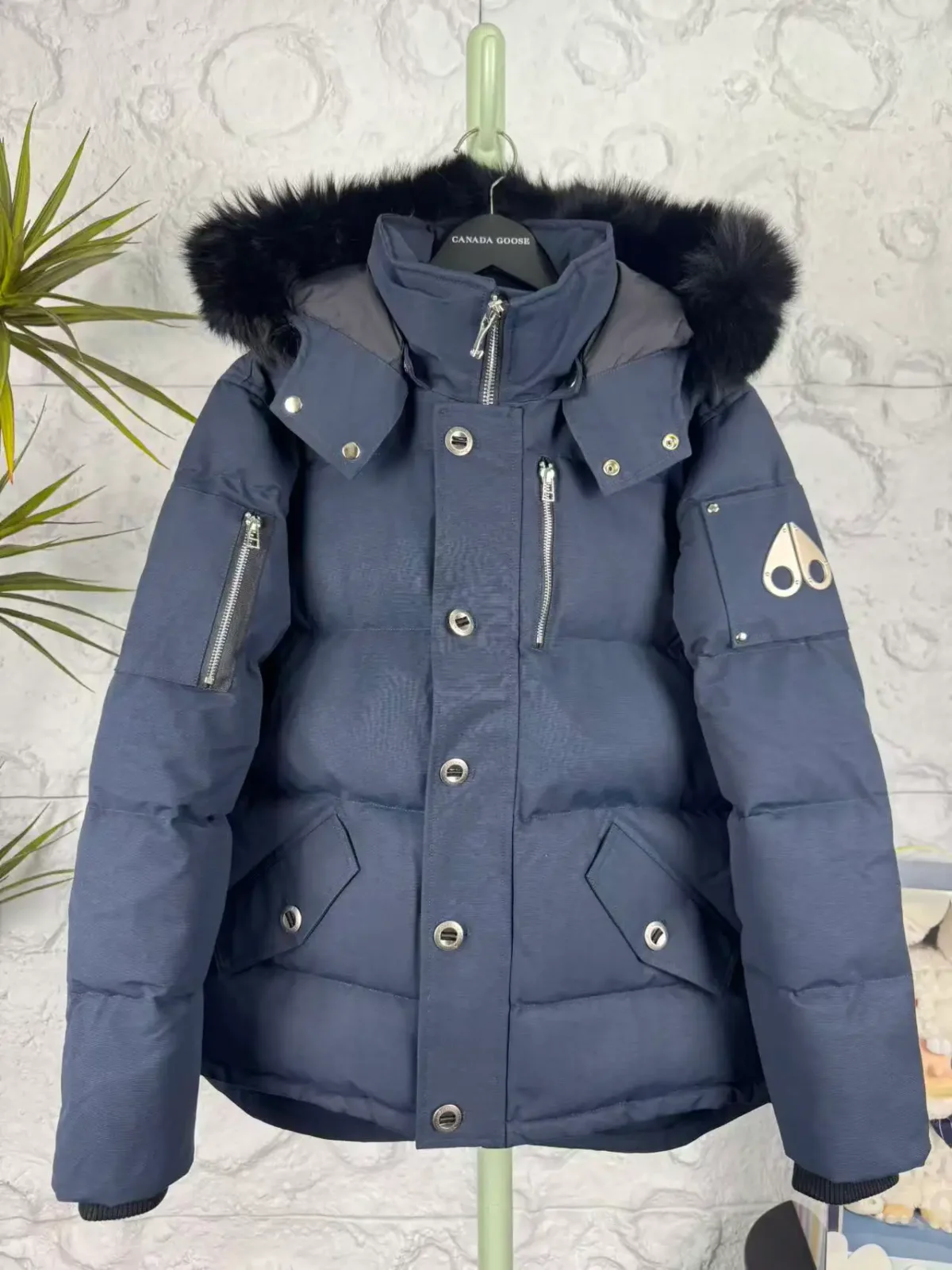 Moose Knuckles Men's Silver-Accent Down Jacket - Image 1