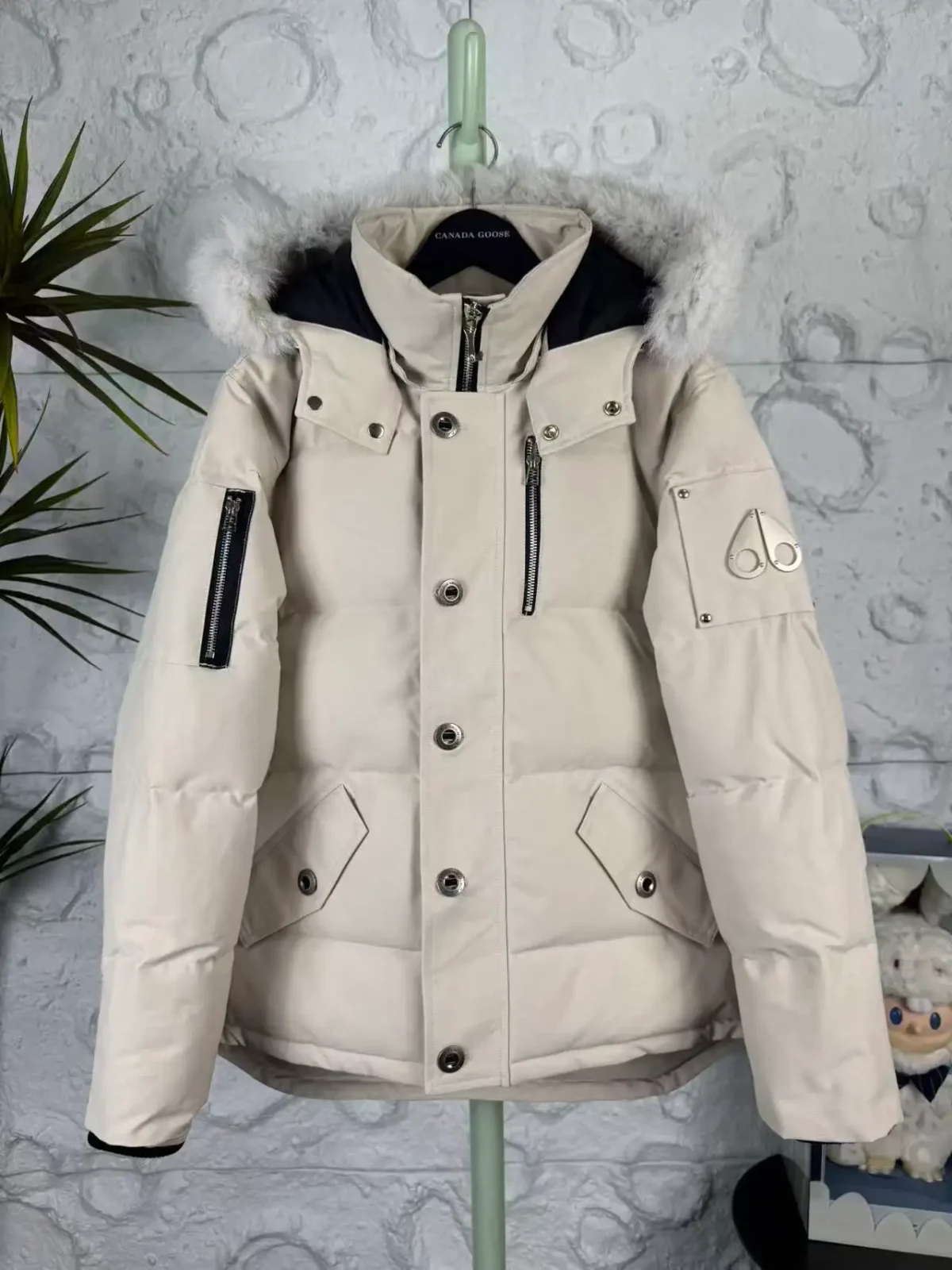 Moose Knuckles Men's Silver-Accent Down Jacket - Image 1