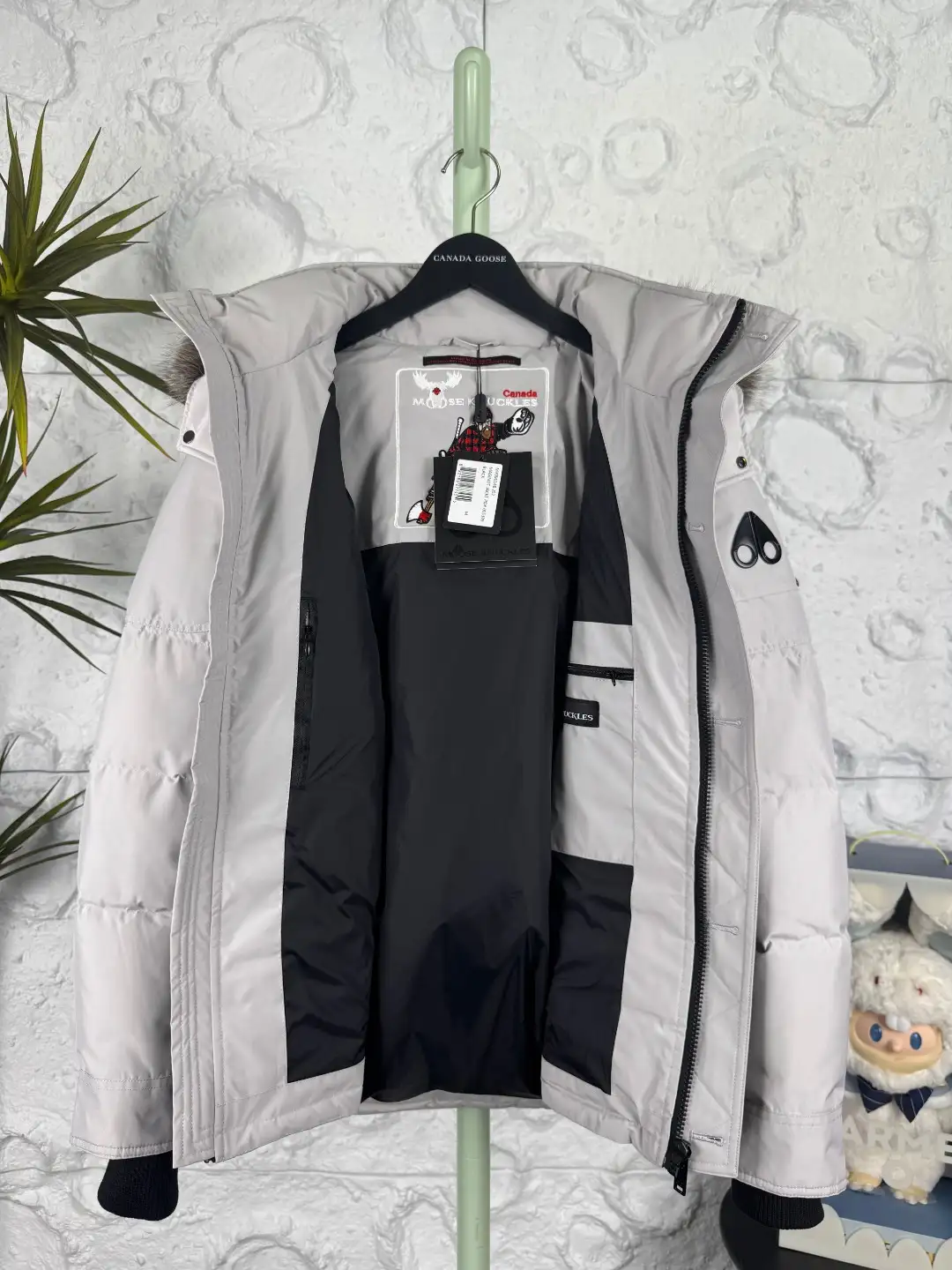 Moose Knuckles Men's Alberta Long Down Jacket - Image 7