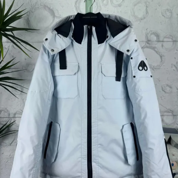 Moose Knuckles Unisex Sayabec Classic Down Jacket