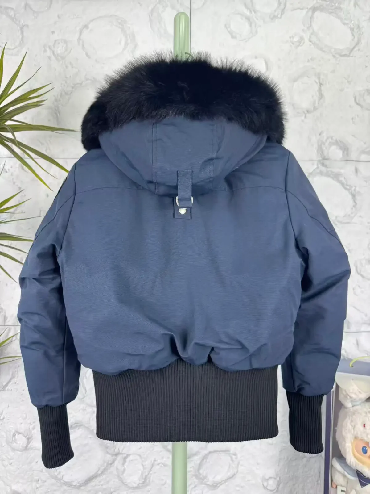 Moose Knuckles Women's Debbie Bomber Down Jacket - Image 7