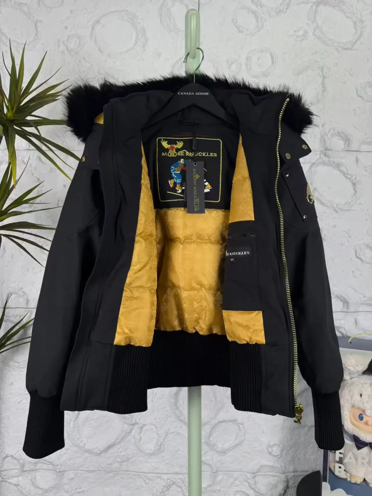 Moose Knuckles Women's Debbie Bomber Down Jacket - Image 2