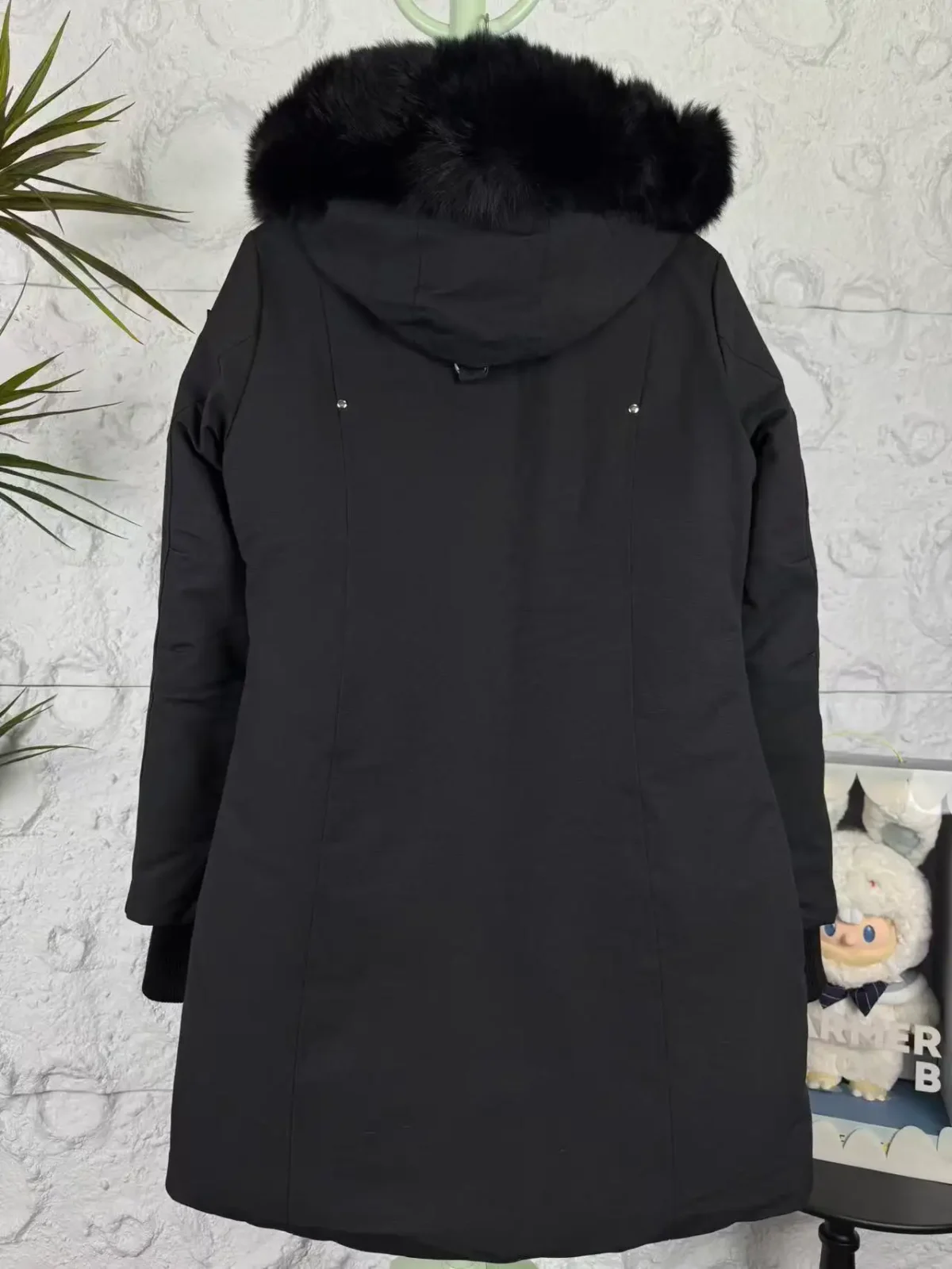 Moose Knuckles Women's Stirling Slim-Fit Down Parka - Image 7