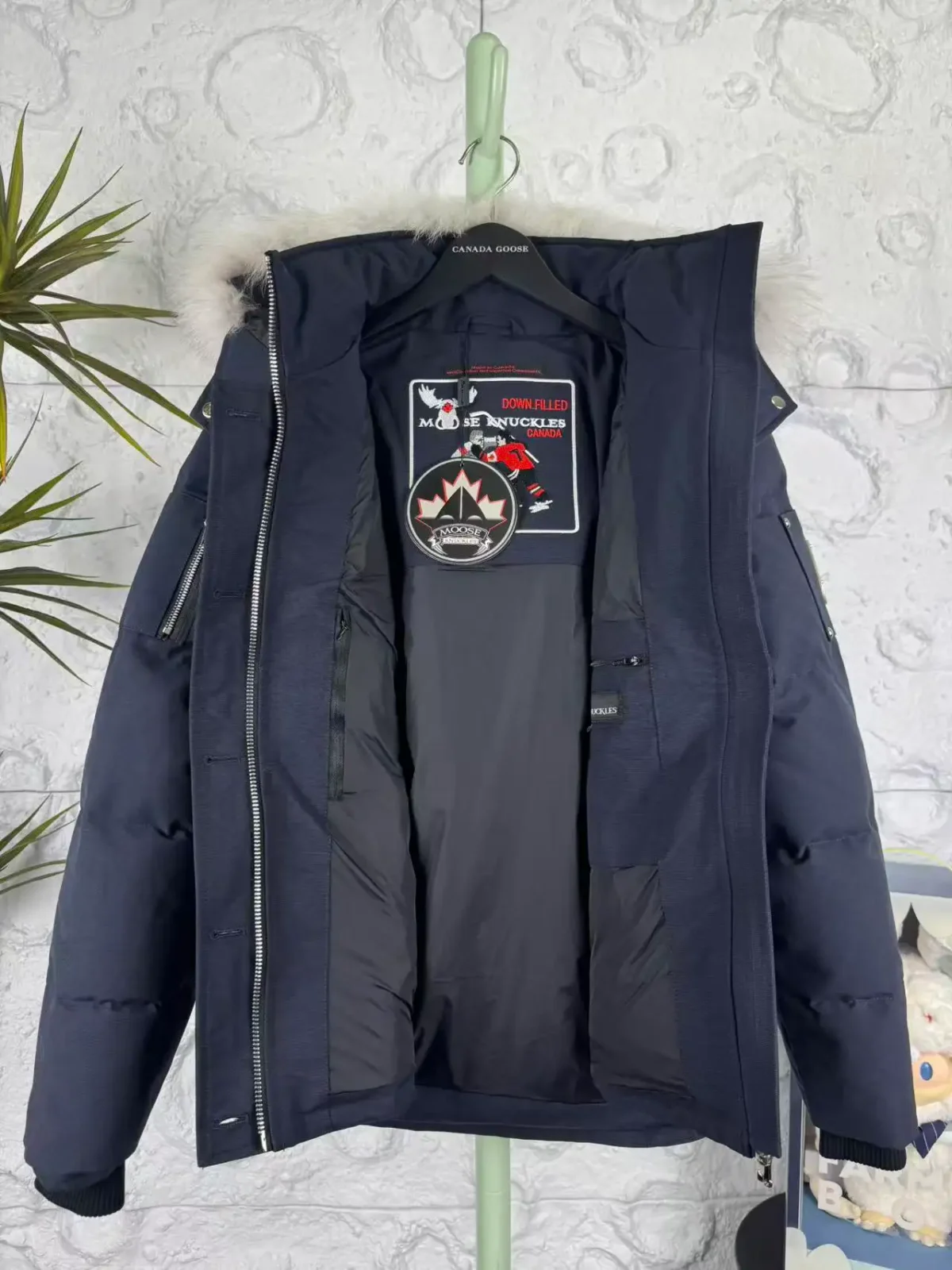 Moose Knuckles Women's Utility Pocket Down Jacket - Image 7